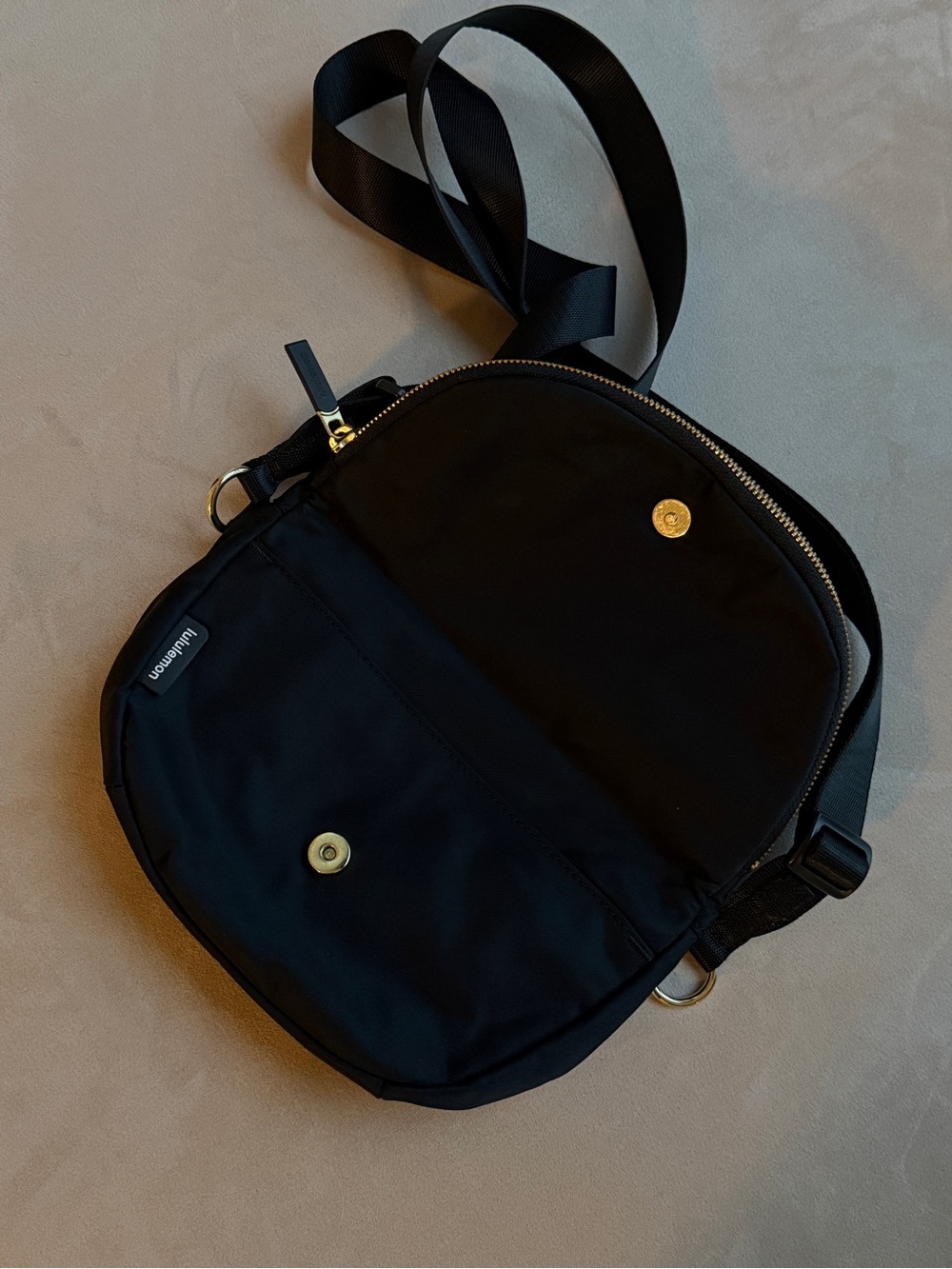 Lululemon Black Crossbody Belt Bag - Picture 3 of 3